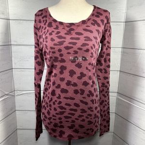 Arizona Jeans Co. Women's Thermal Top Long Sleeve Cheetah Burgundy Size Medium